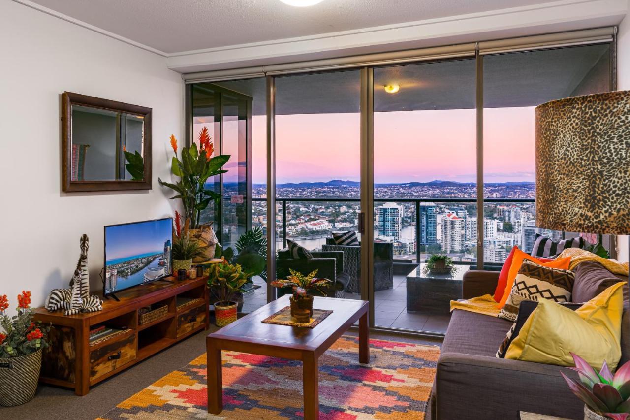 בריסביין African Escape On Level 38 - Balcony With Views מראה חיצוני תמונה