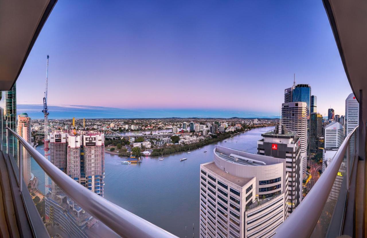 בריסביין African Escape On Level 38 - Balcony With Views מראה חיצוני תמונה
