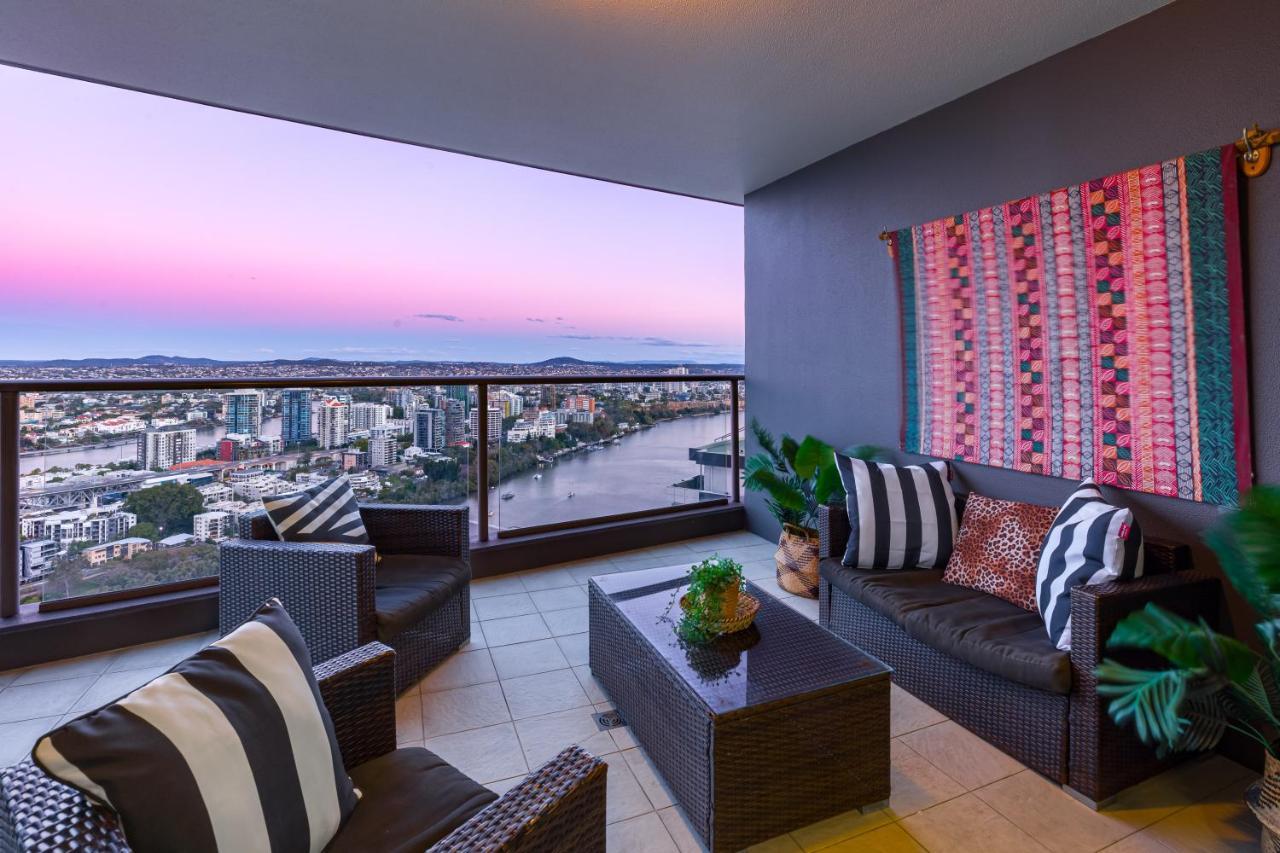בריסביין African Escape On Level 38 - Balcony With Views מראה חיצוני תמונה